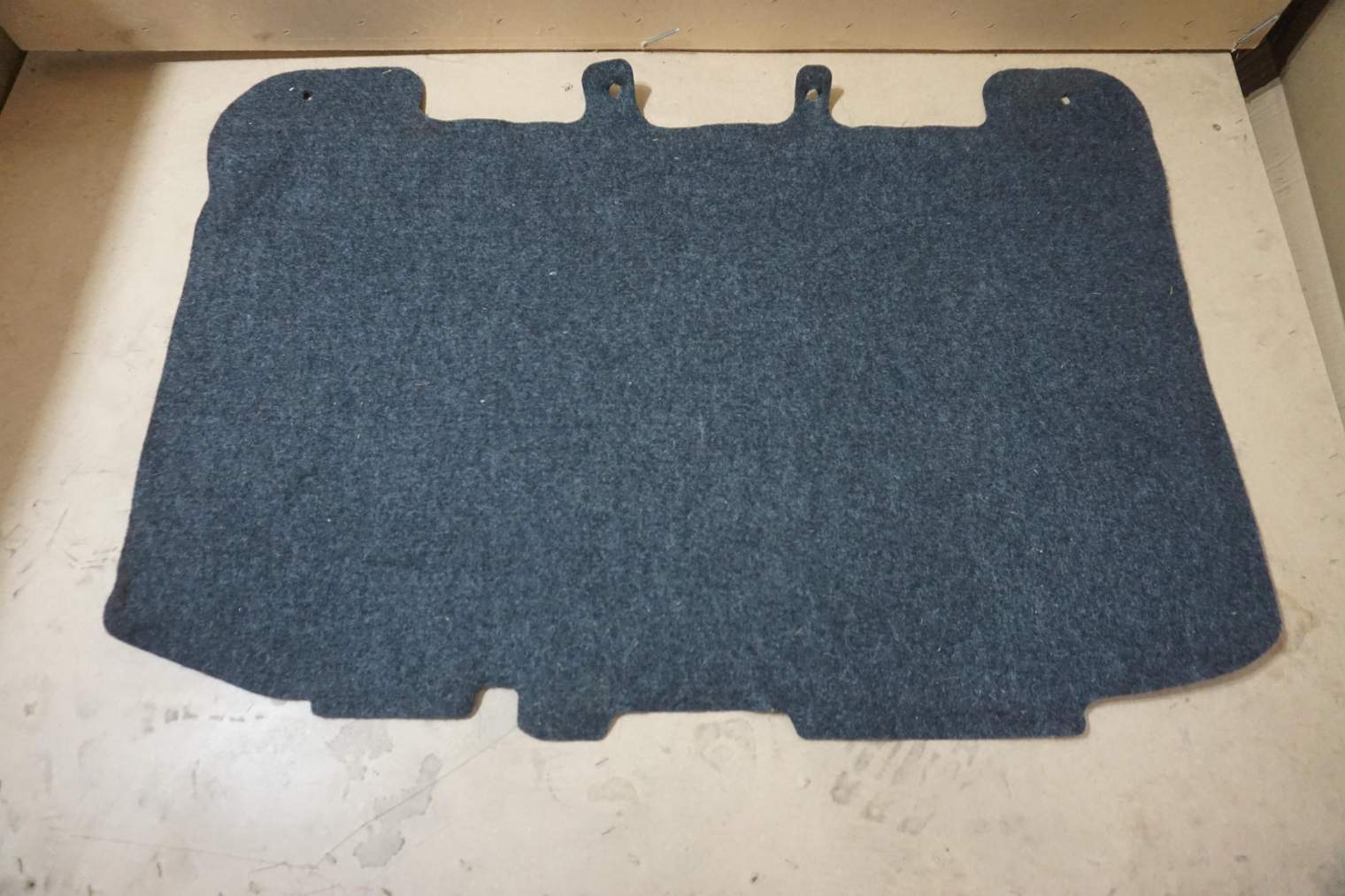 NISSAN MICRA K13 WYKŁADZINA BAGAŻNIKA 84904-1HD1A