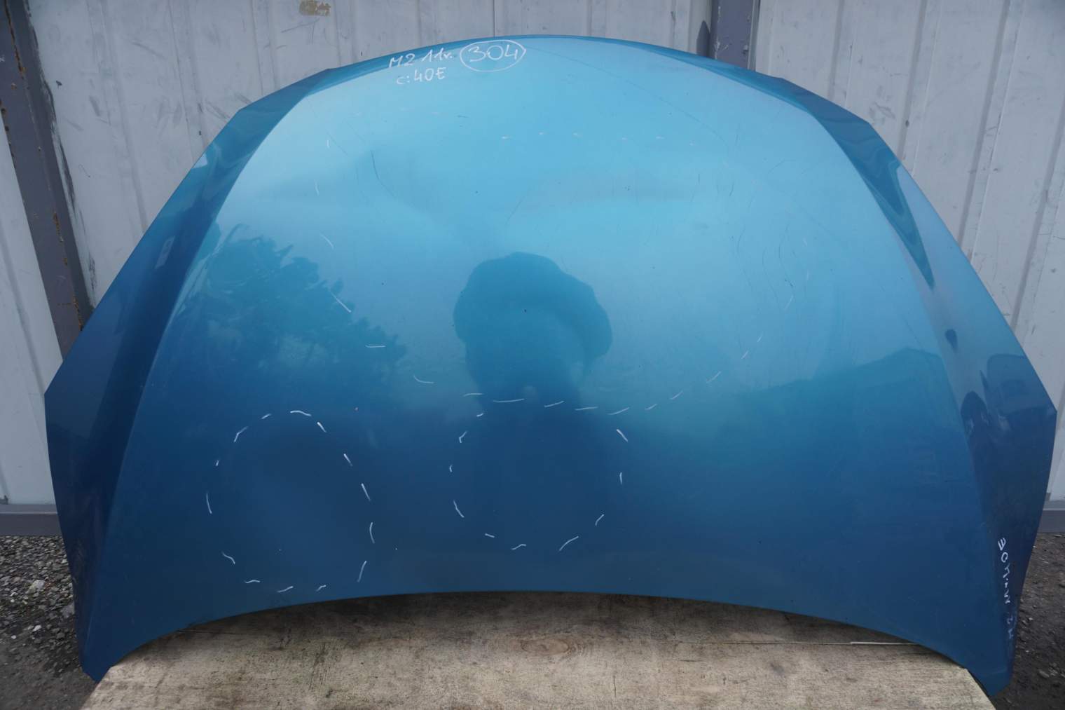 MAZDA 2 II DE 2009-2014R MASKA POKRYWA SILNIKA 40E WYGŁUSZENIE