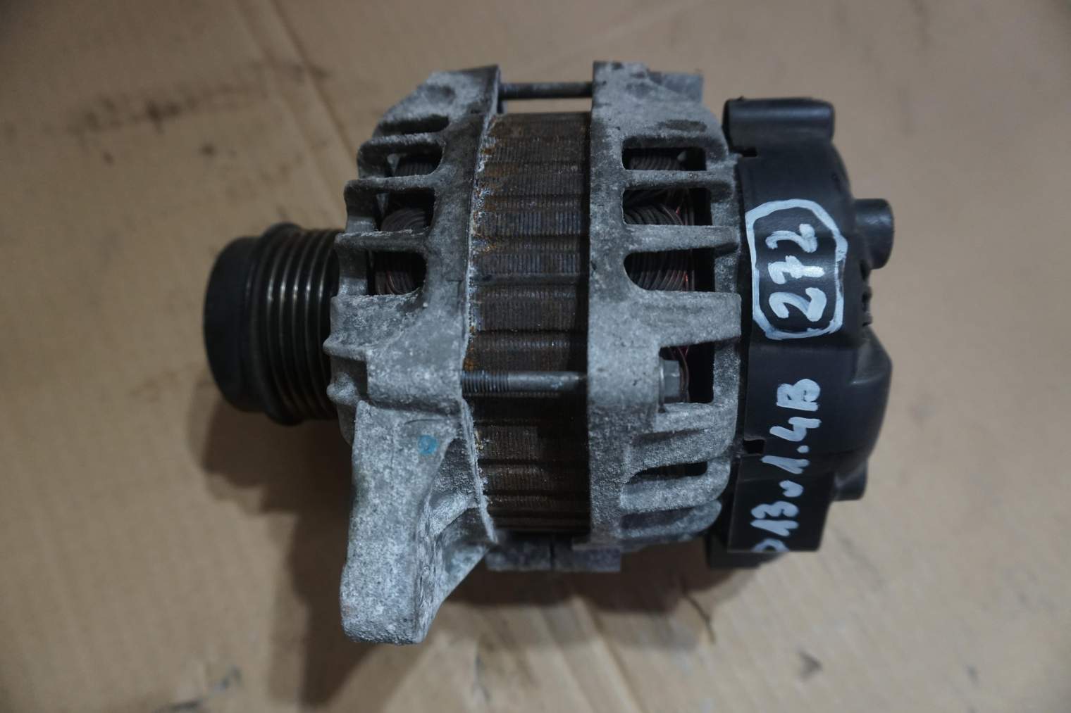 HYUNDAI iX20 2010-2019r 1.4b ALTERNATOR 37300-2B700