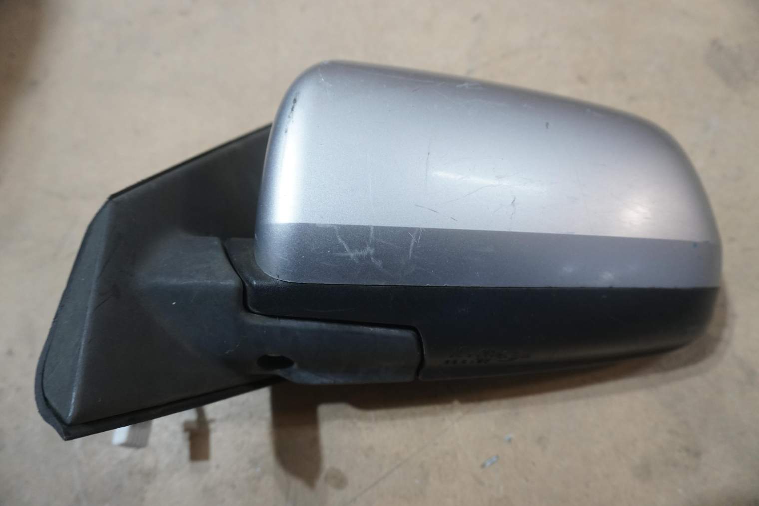 MITSUBISHI LANCER X LUSTERKO LEWE A31