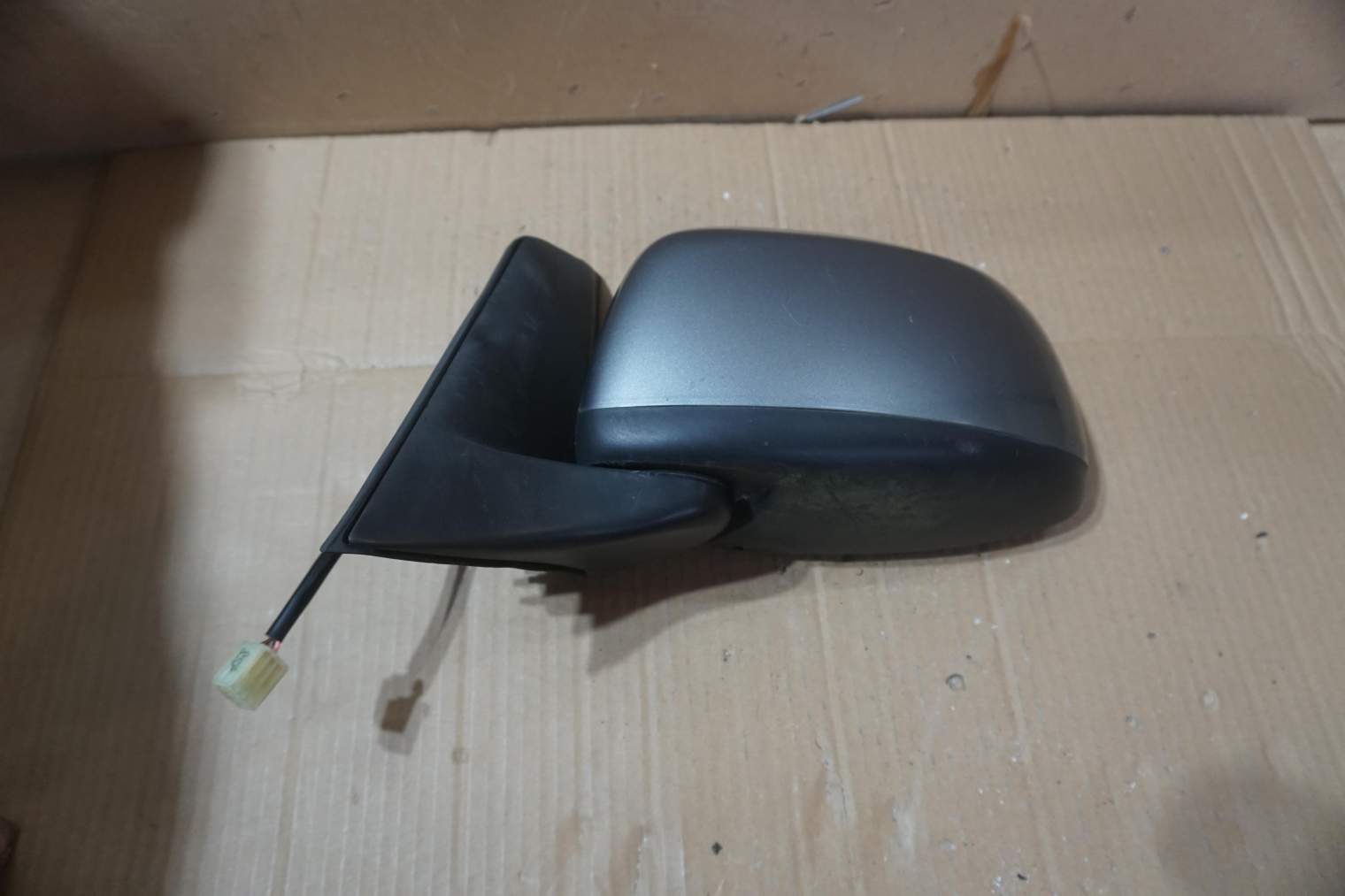 SUZUKI SX4 LUSTERKO LEWE ZCD 84702-79j20