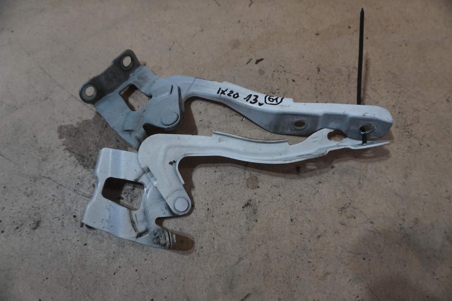 HYUNDAI iX20 2010-2019r ZAWIASY MASKI TCW  791201K000 791101K000