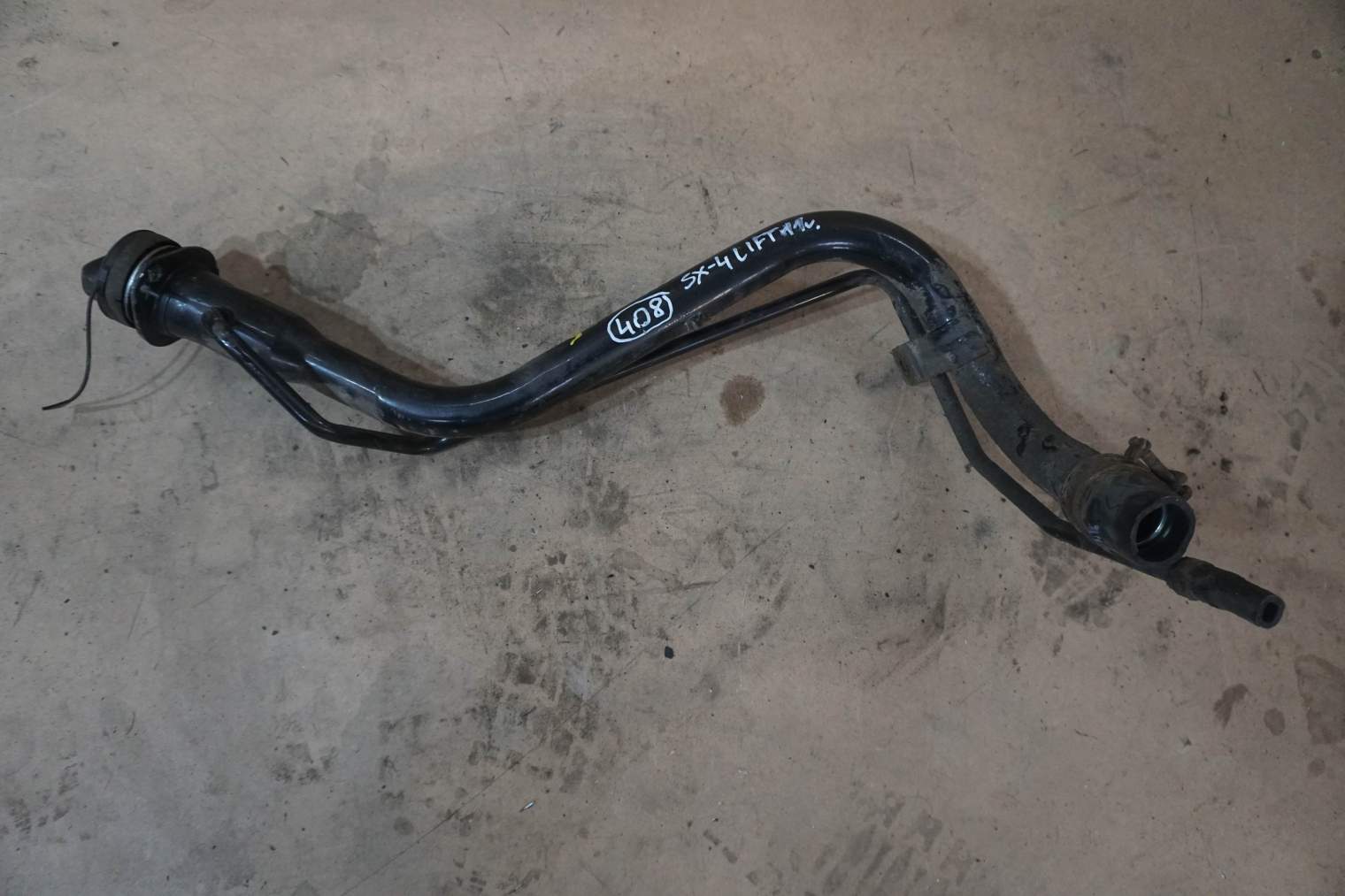 SUZUKI SX4 SEDICI WLEW PALIWA 8920179J11