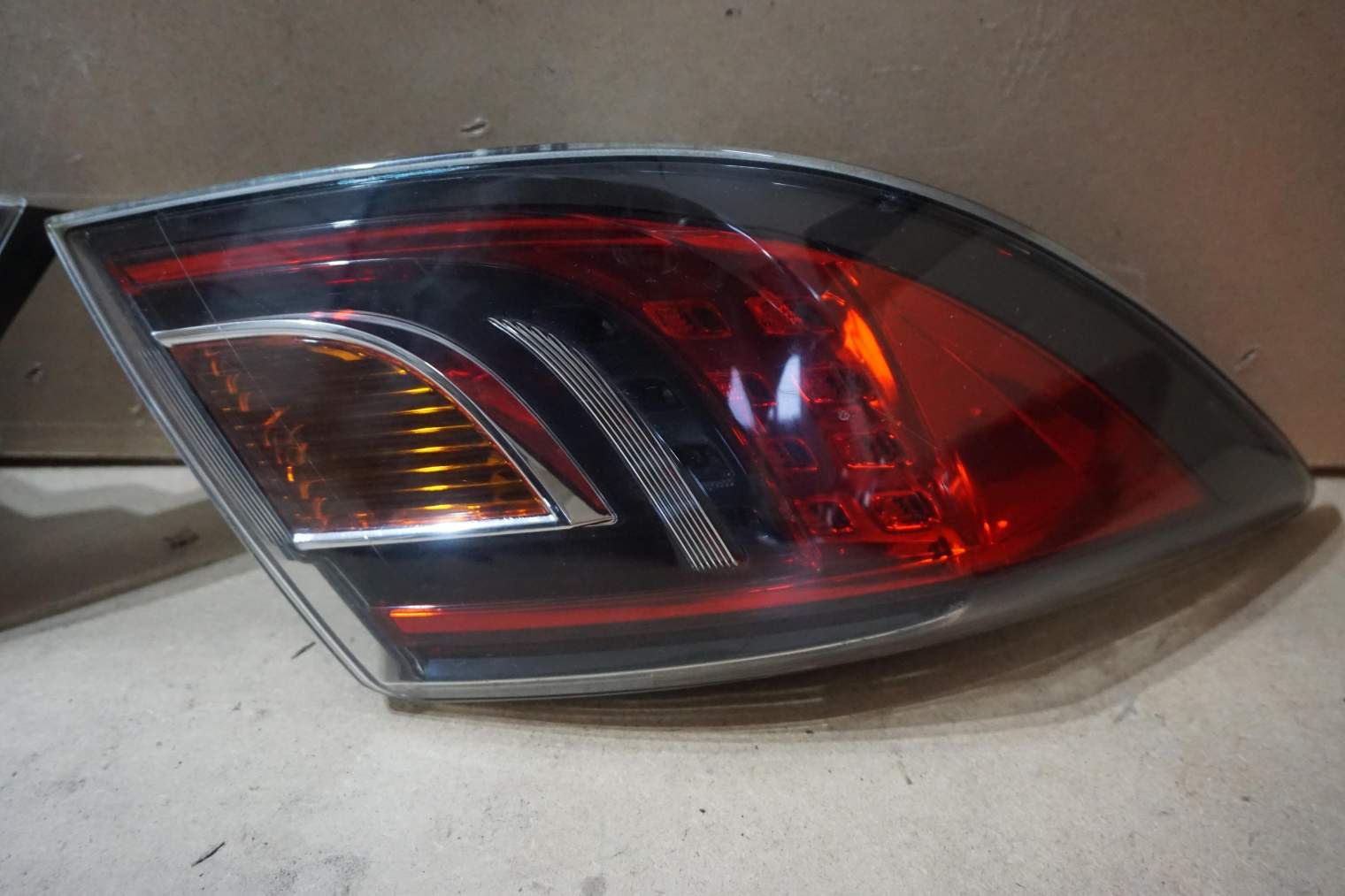 MAZDA 6 GH HATCHBACK SEDAN LAMPA TYLNA LEWA PRAWA - obrazek 2