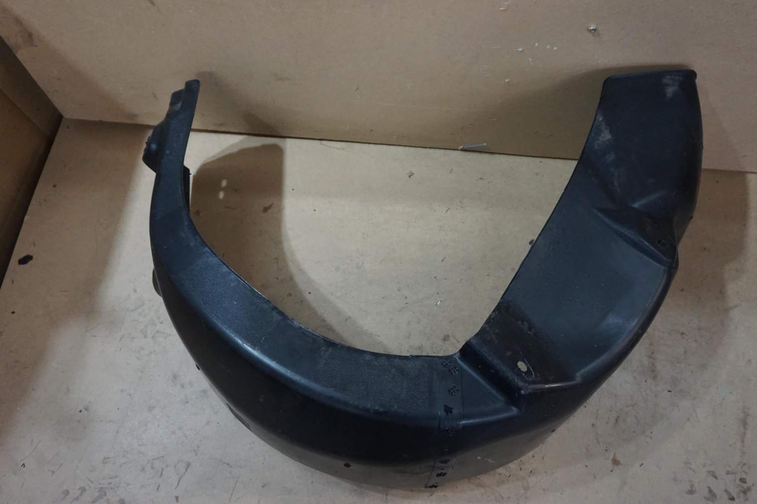 KIA VENGA LIFT 2014-2019R NADKOLE LEWE TYLNE 86825-1P000 - obrazek 2