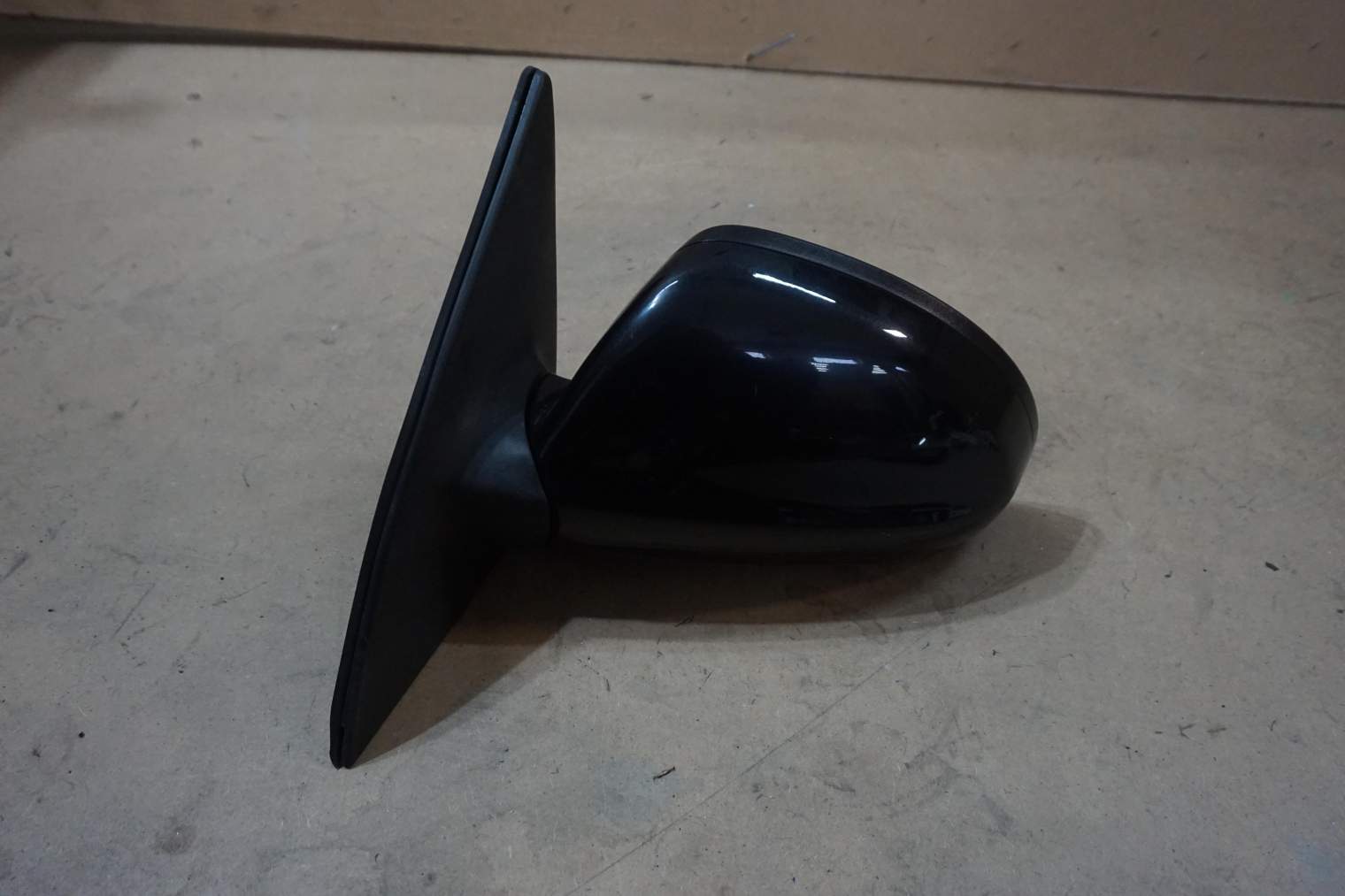 KIA CEED I LUSTERKO LEWE EUROPA