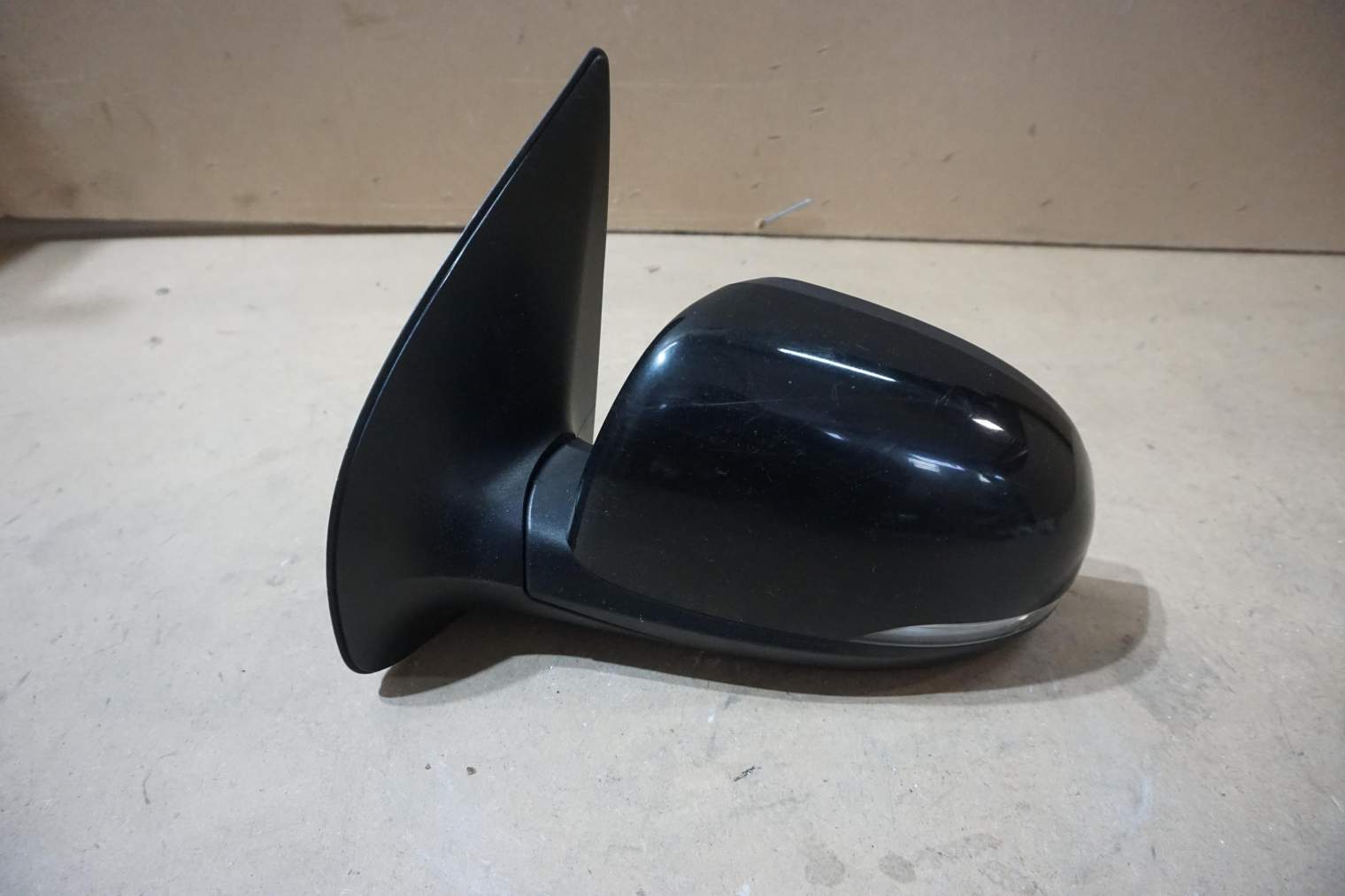 HYUNDAI i20 I LIFT LUSTERKO LEWE FR 60629-10E12