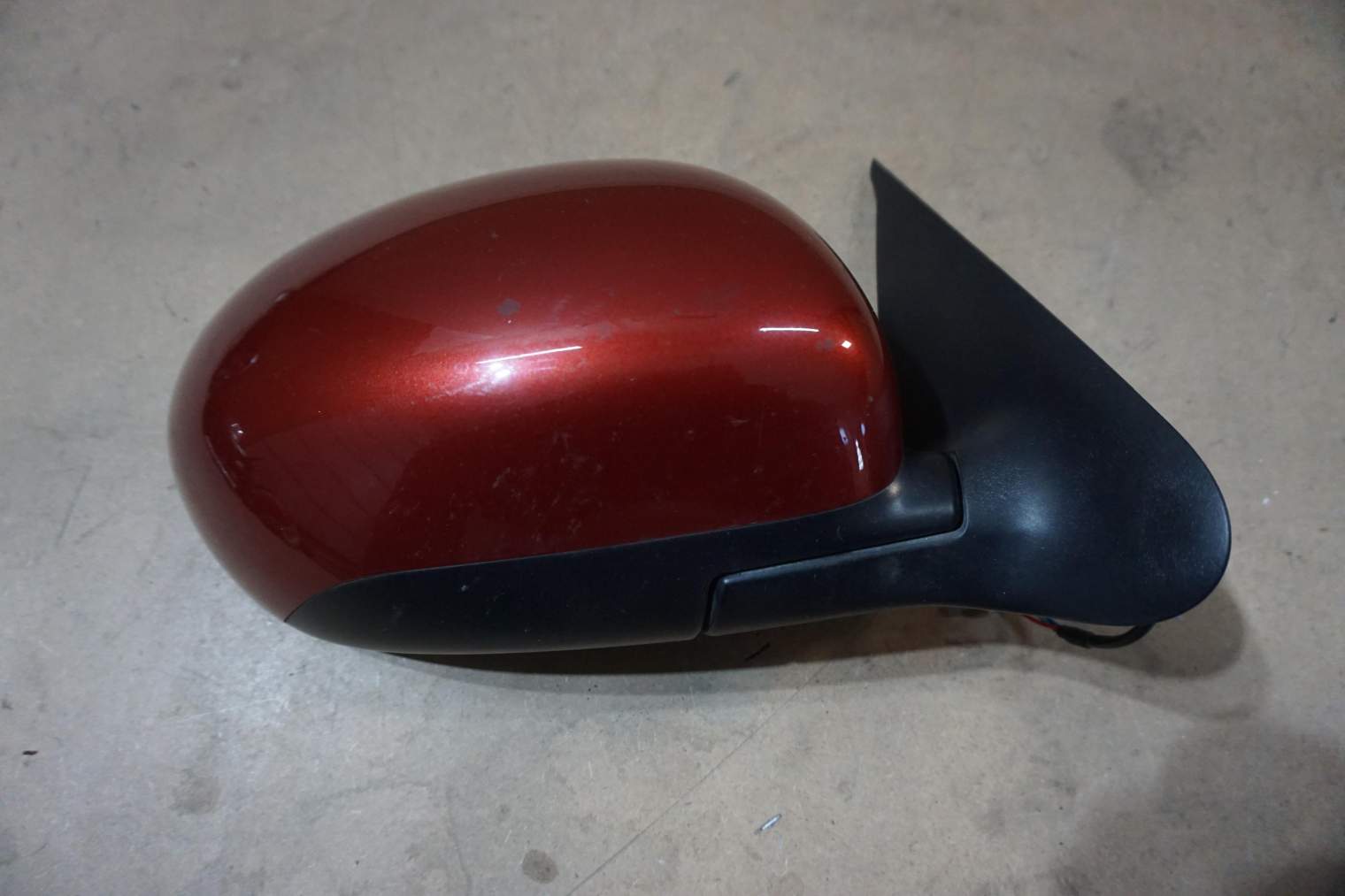 NISSAN JUKE F15 LUSTERKO PRAWE NAH BORDOWE 82