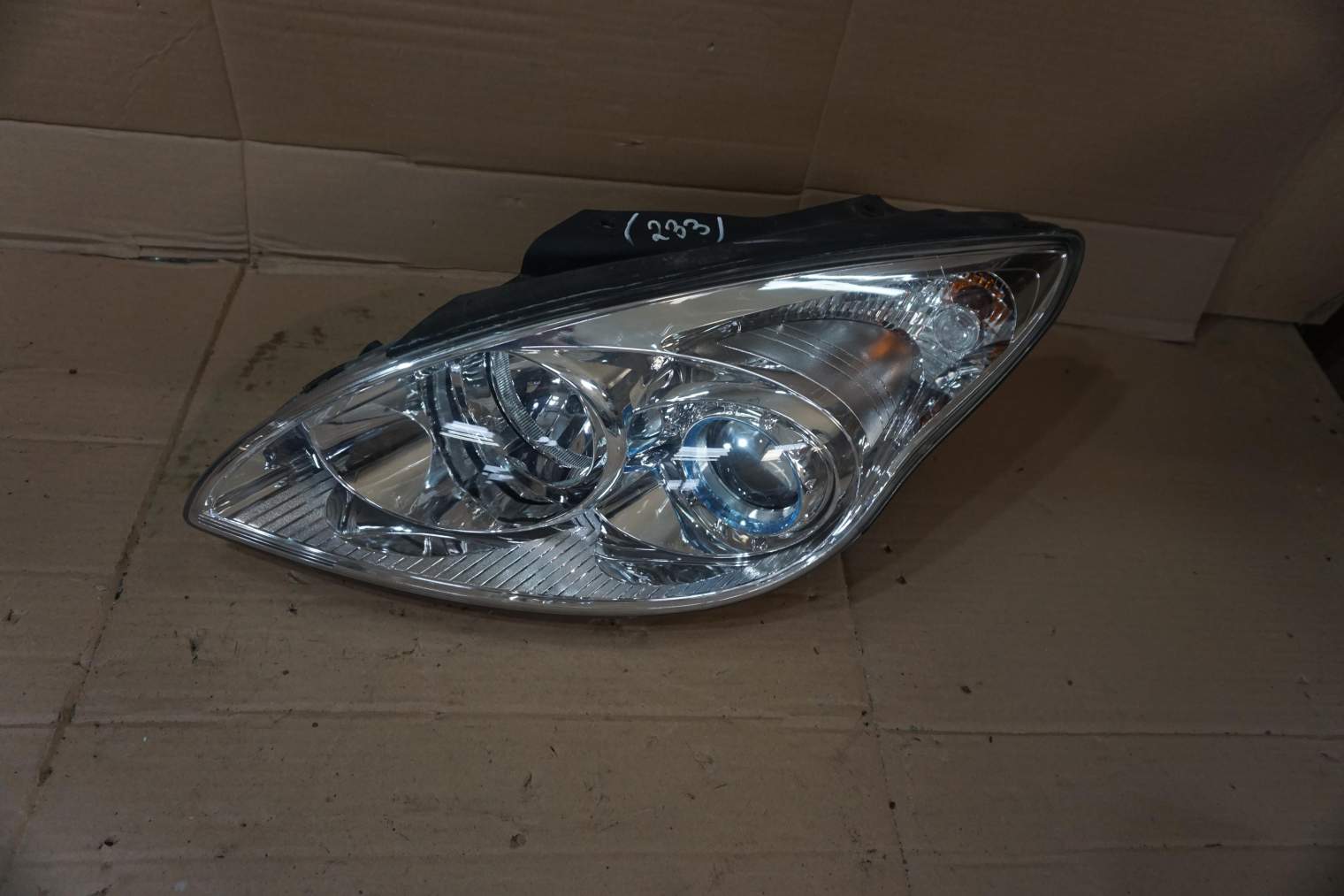 HYUNDAI I30 I LAMPA PRZEDNIA LEWA 92101-2LXXX