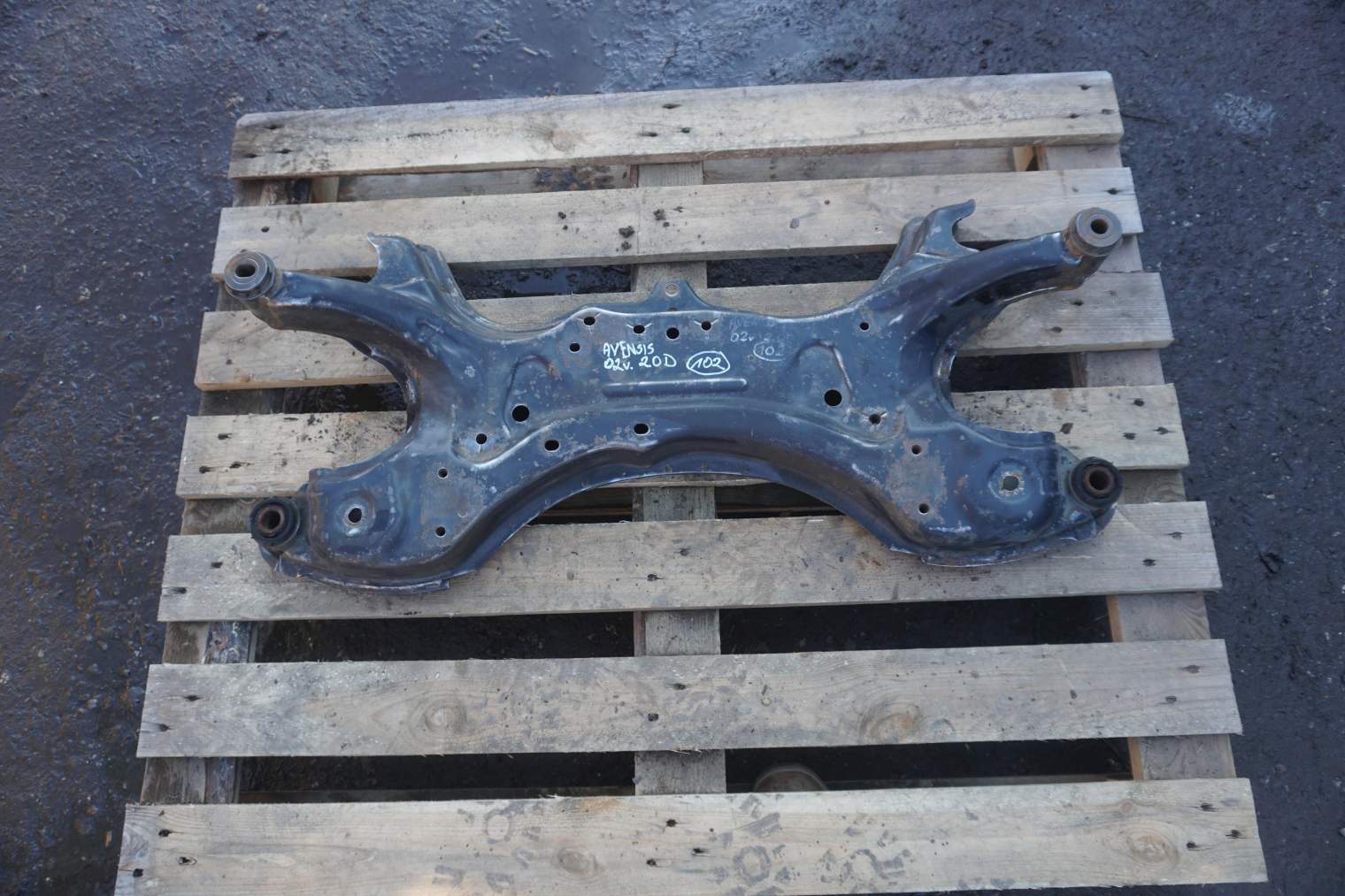 TOYOTA AVENSIS T22 BELKA SANKI TRAWERS