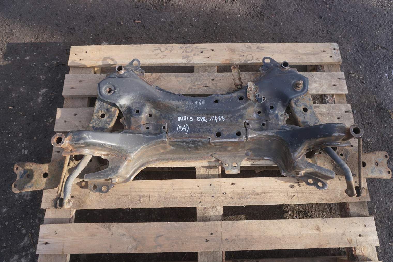 TOYOTA AURIS I E15 2.2D BELKA SANKI TRAWERS 06-11R