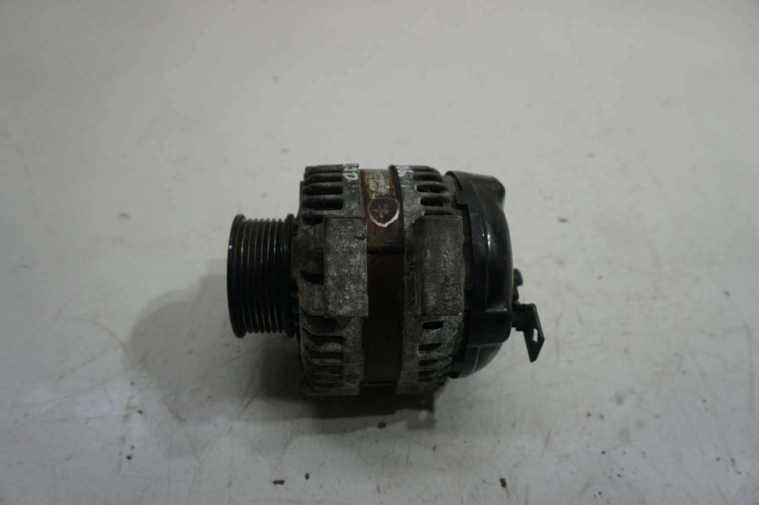 HONDA CIVIC UFO VIII ALTERNATOR 104210-4860 2.2D