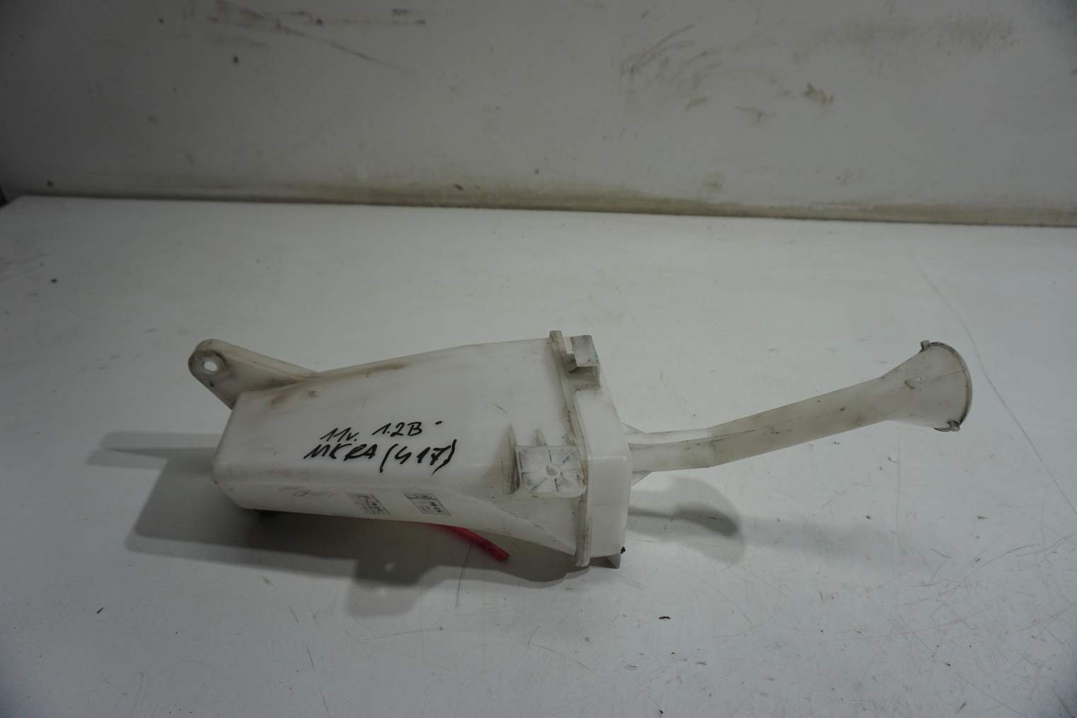 NISSAN MICRA K13 ZBIORNIK PŁYNU SPRYSKIWACZY