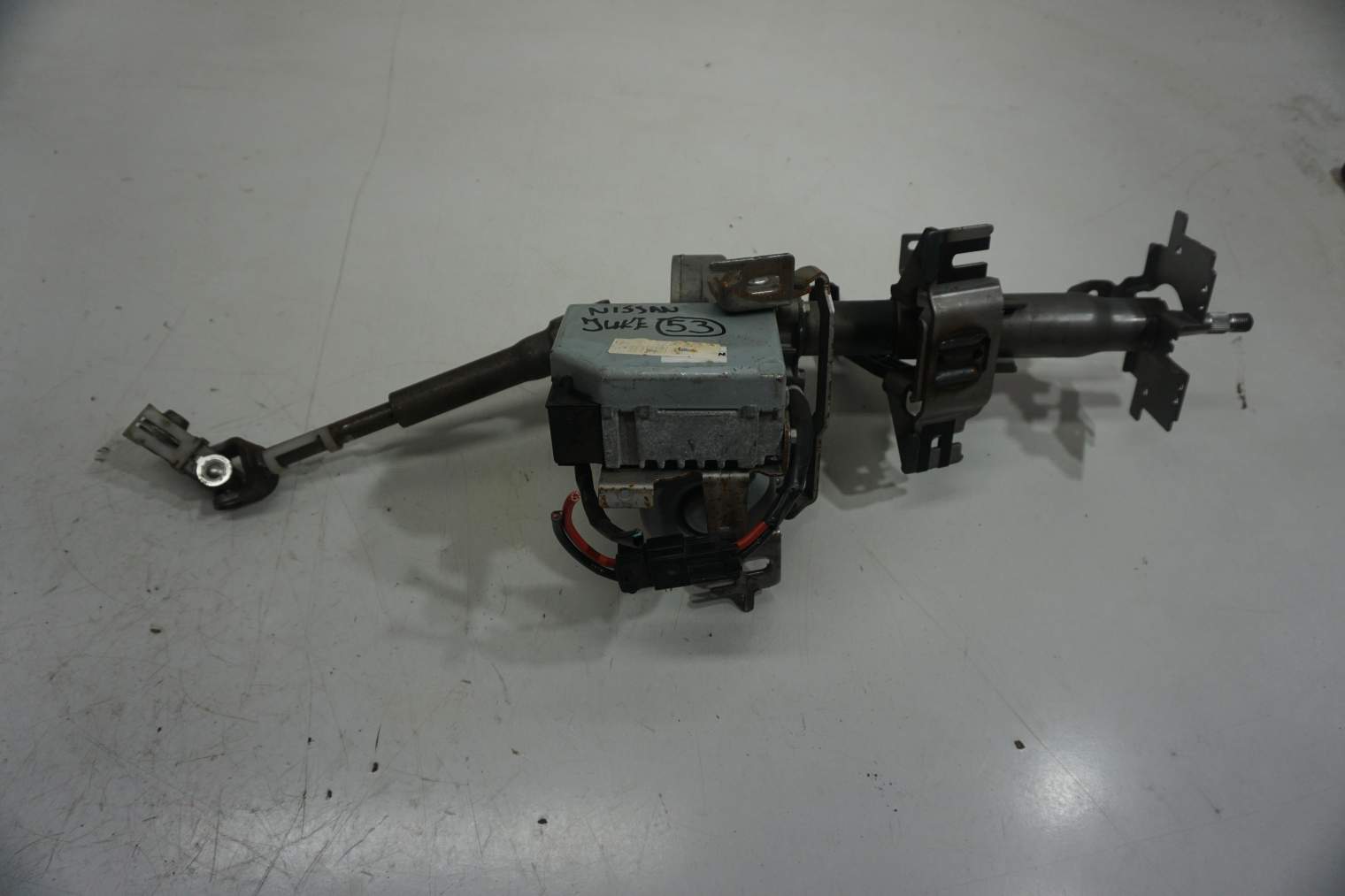 NISSAN JUKE F15 KOLUMNA KIEROWNICZA 48810BA60B