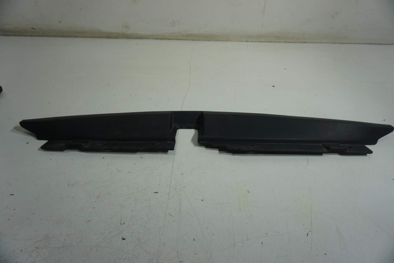 KIA RIO III OSŁONA PAS PRZÓD 86353-1W200