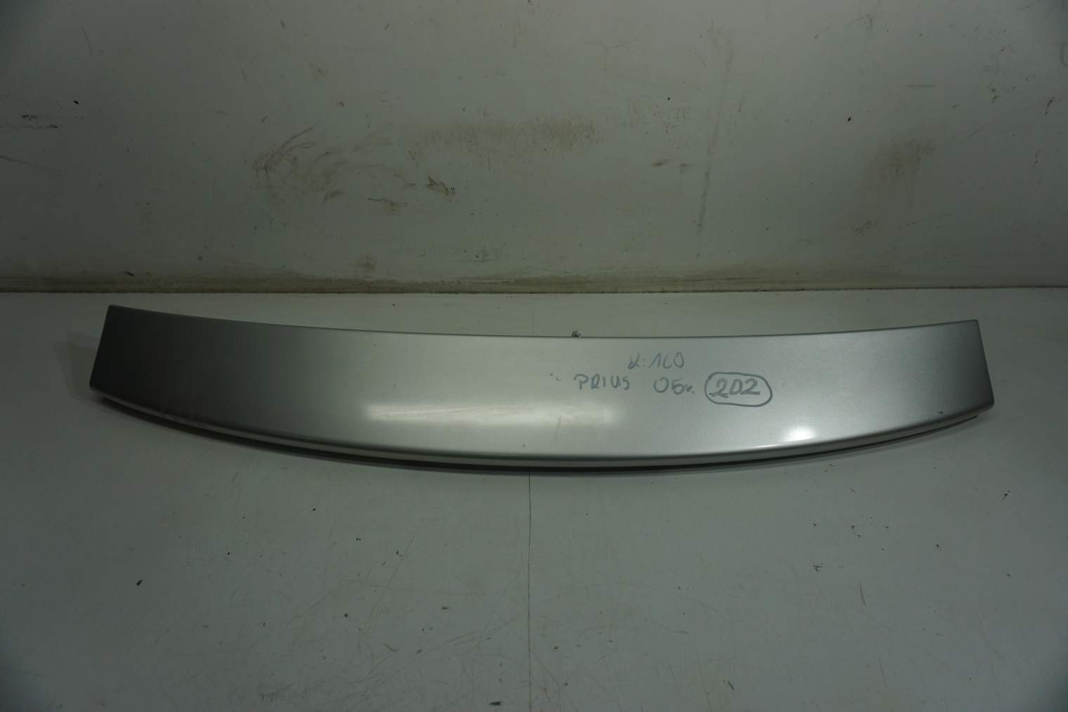 TOYOTA PRIUS II SPOILER KLAPY BAGAŻNIKA 76085-47020 1C0