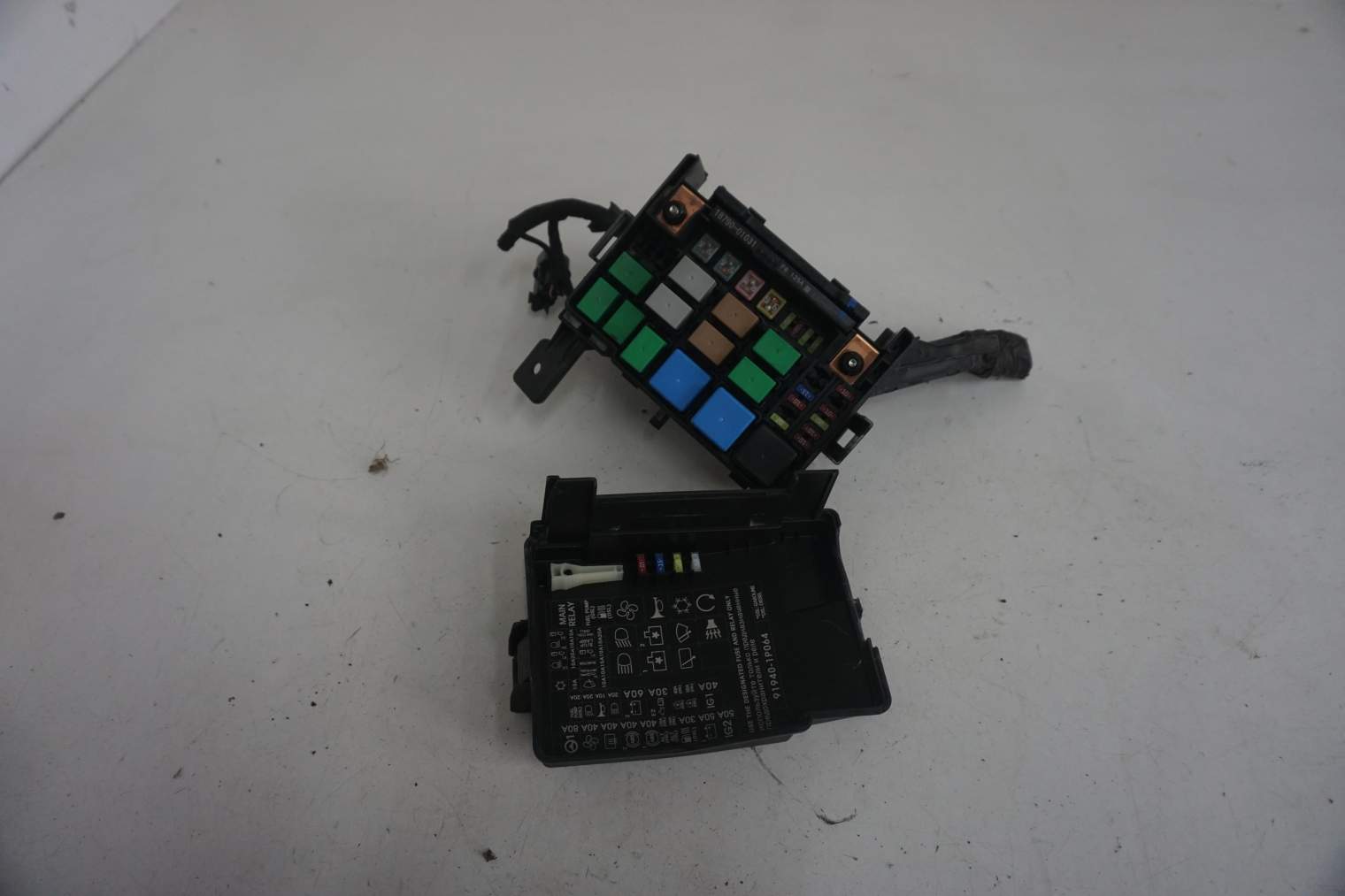 KIA VENGA PUSZKA BEZPIECZNIKÓW 91312-1P237