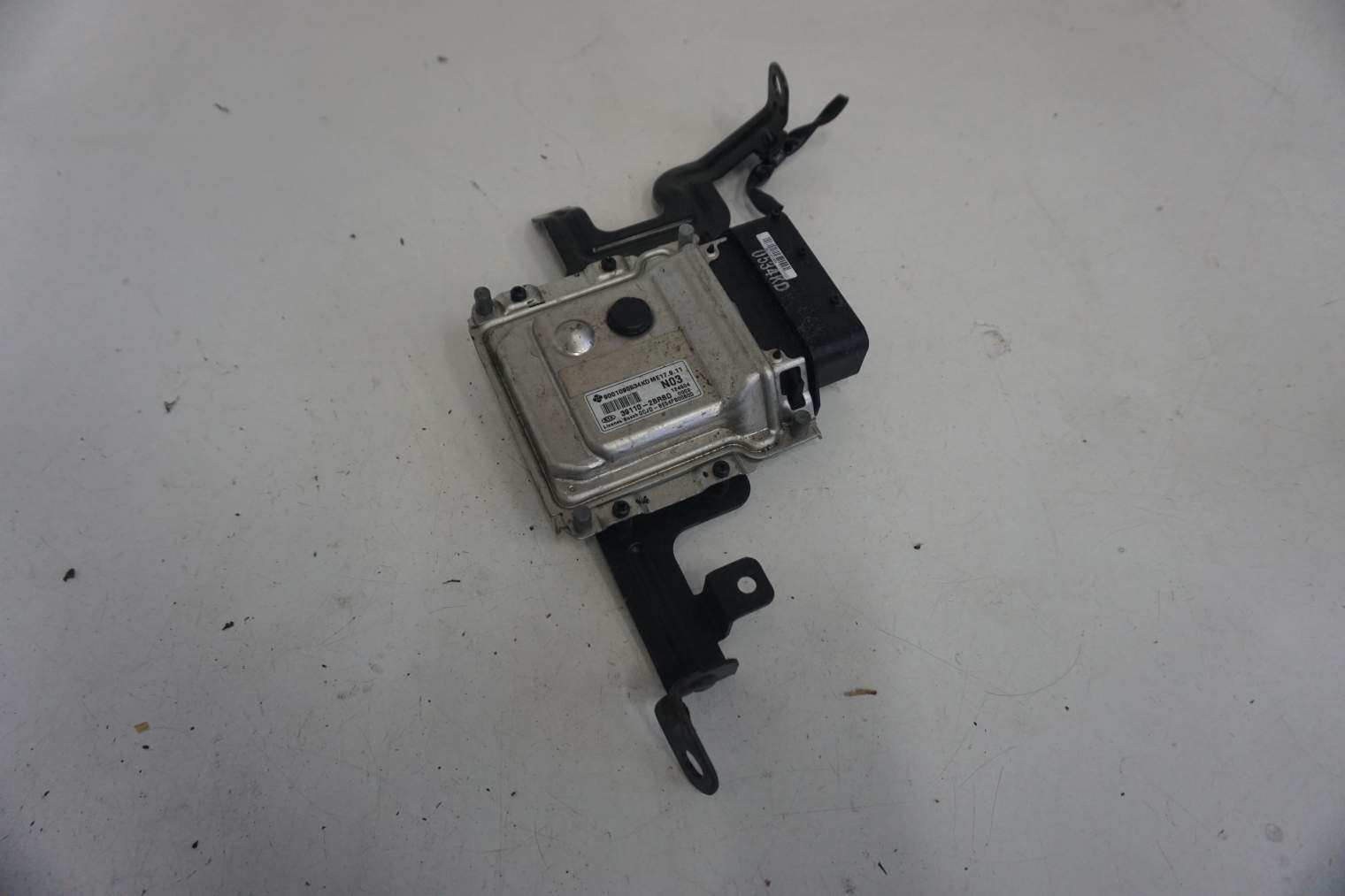 KIA CEED II STEROWNIK SILNIKA 39110-2BRBD