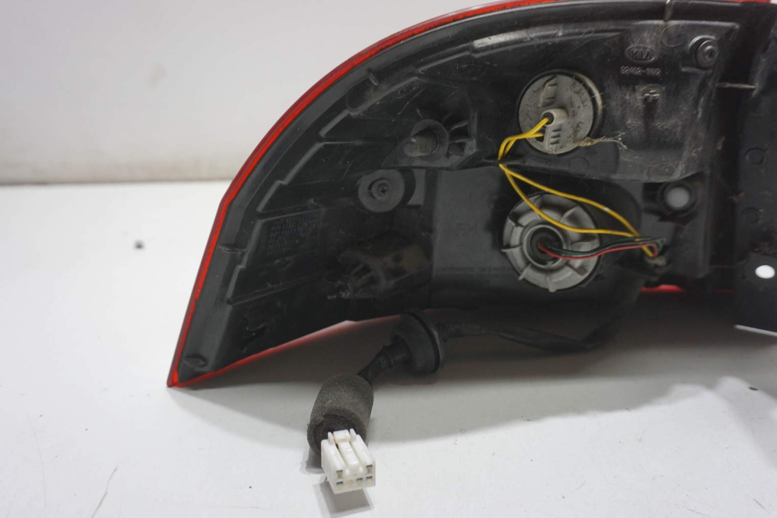 KIA RIO III LAMPA TYLNA PRAWA 92402-1W2 - obrazek 12