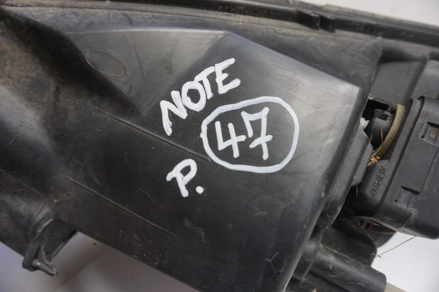 NISSAN NOTE I E11 LIFT LAMPA PRZEDNIA PRAWA 26010BH10B - obrazek 2