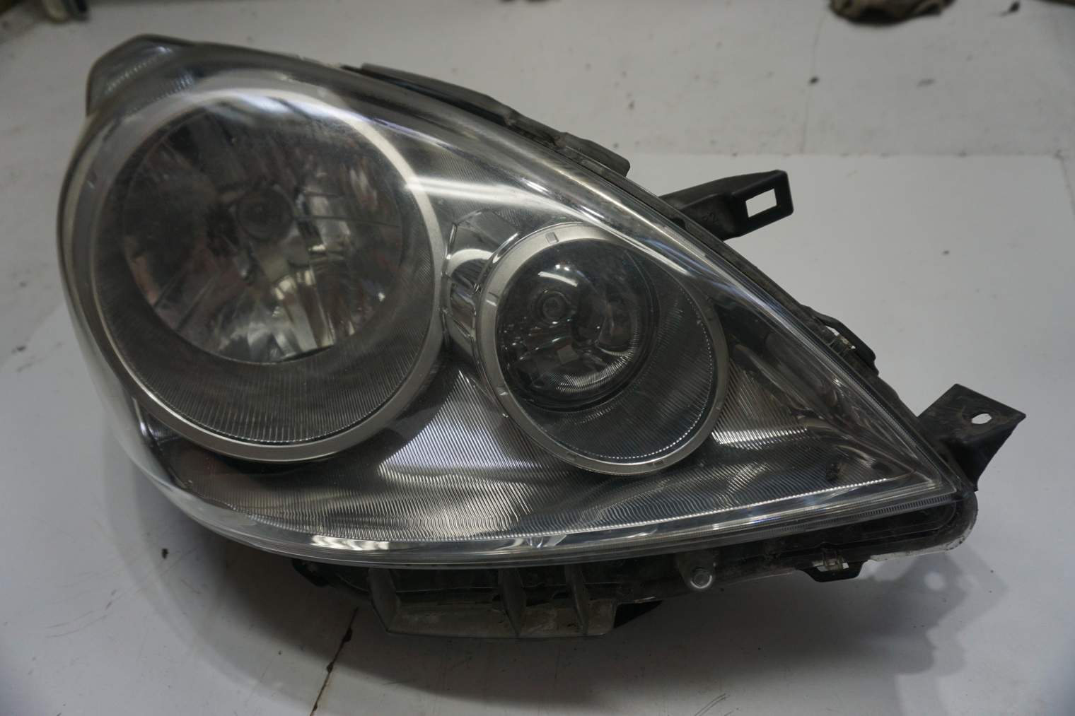 NISSAN NOTE I E11 LIFT LAMPA PRZEDNIA PRAWA 26010BH10B - obrazek 3