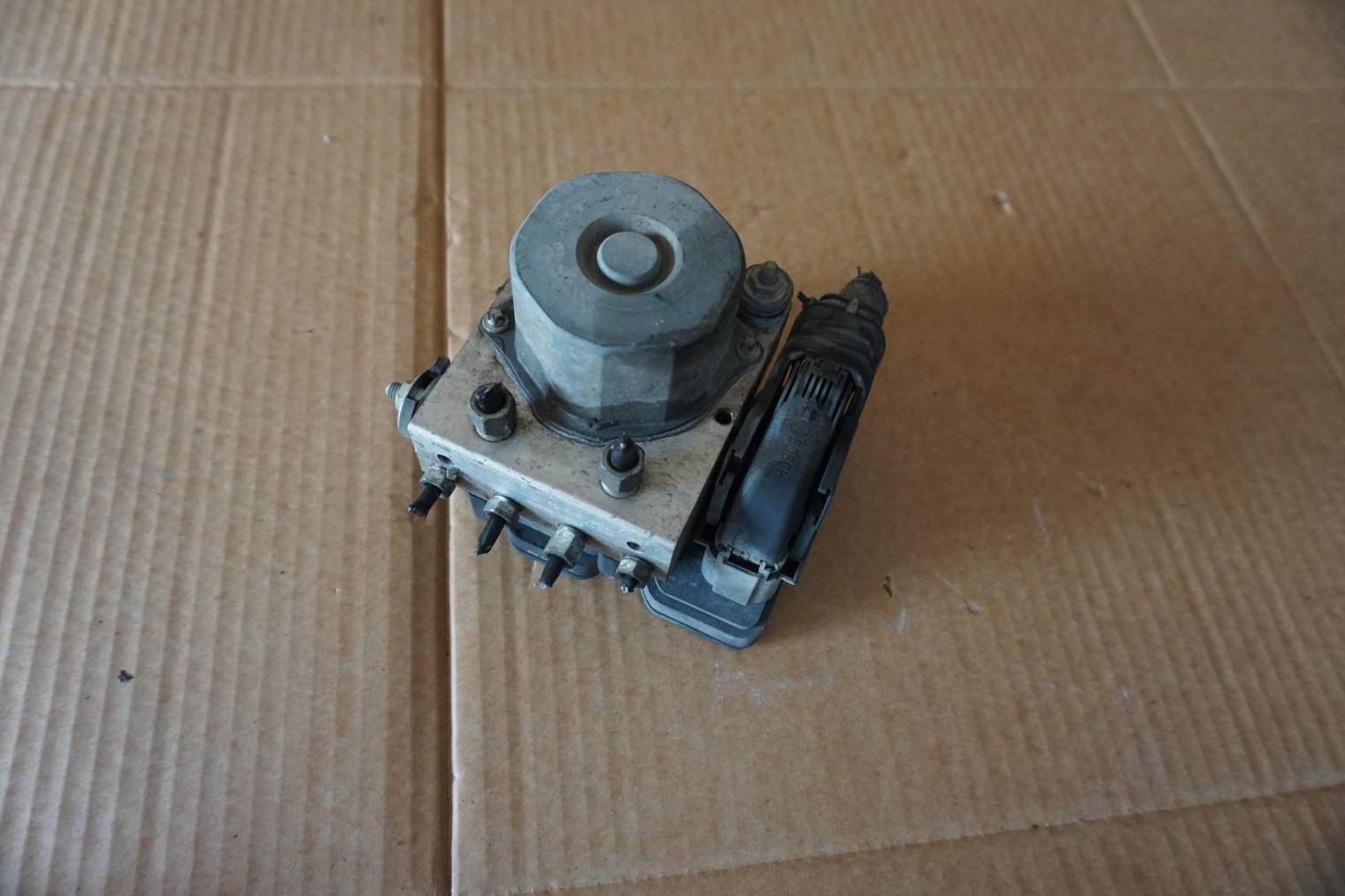 NISSAN QASHQAI II J11 STEROWNIK ABS 476604EA0E