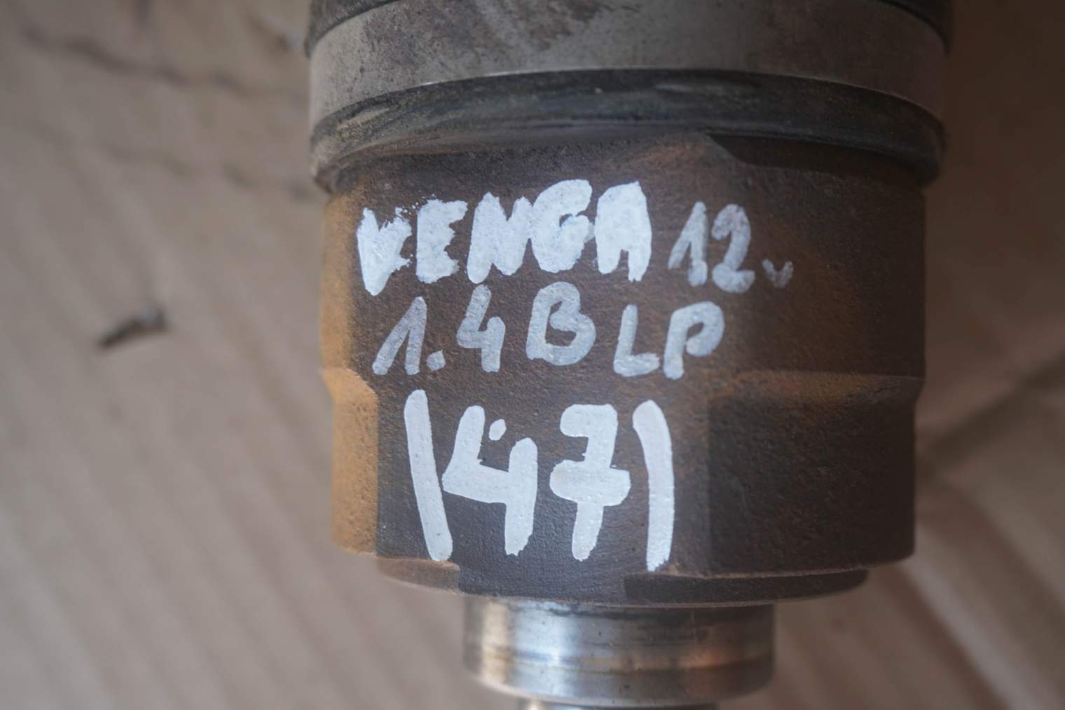 KIA VENGA LEWA PÓŁOŚ PRZEGUB 495001P000 - obrazek 2