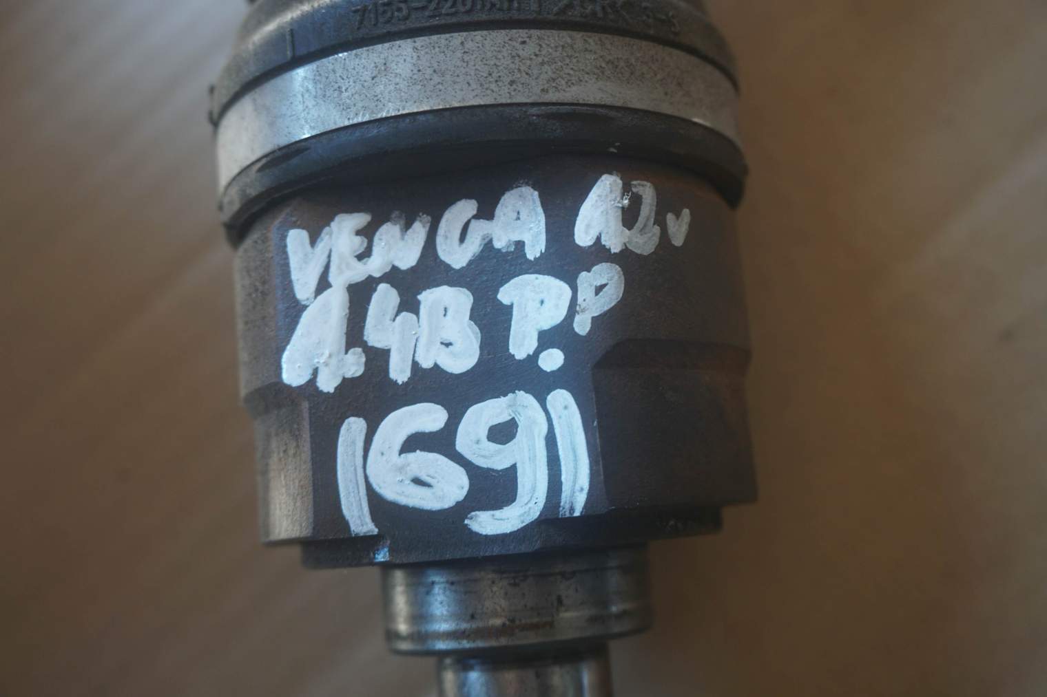 KIA VENGA PRAWA PÓŁOŚ PRZEGUB 495011P000 - obrazek 2