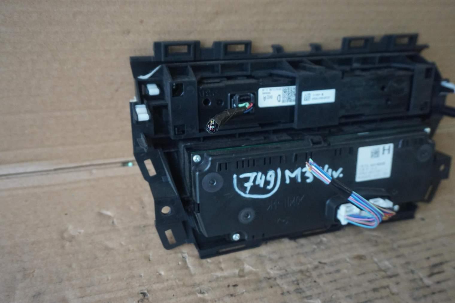 MAZDA 3 III PANEL KLIMATYZACJI B45D61190E - obrazek 6